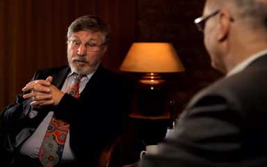 Bessel van der Kolk – How to detoxify the body from trauma